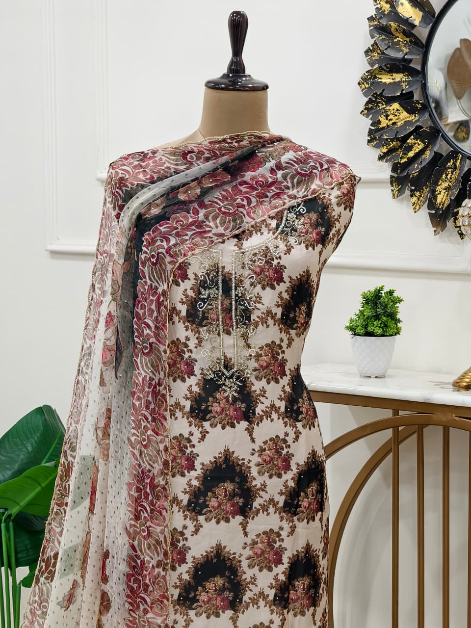 Noorani Glass Organza Hand Work Suit